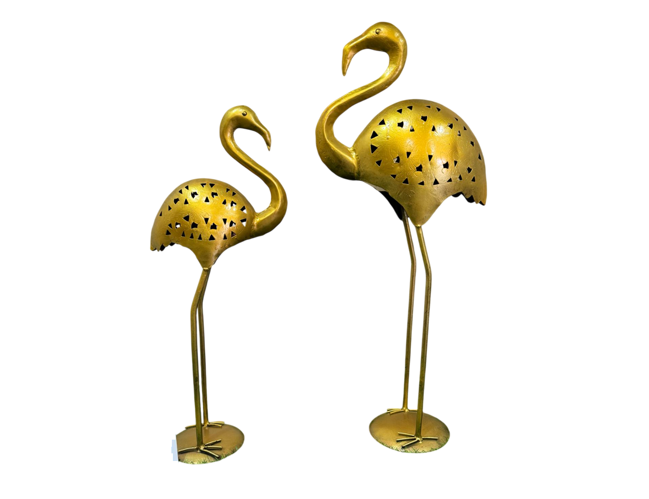 metal-flamingo-camel-holding-set-2